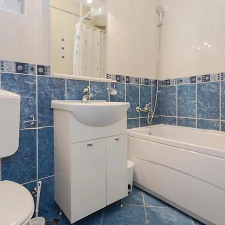 Stunning In With Kitchen Makarska
